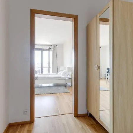 Apartment Jt's Korunni Str. *