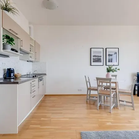 Jt's Korunni Str. Prag